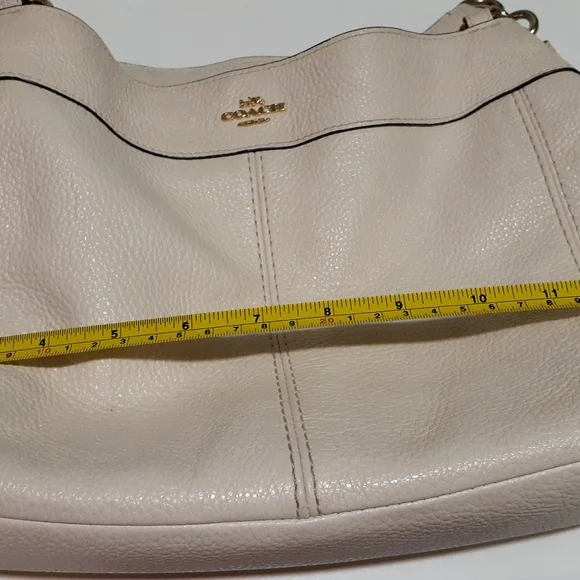 Coach Cream Leather Shoulder Bag - Picture 15 of 15